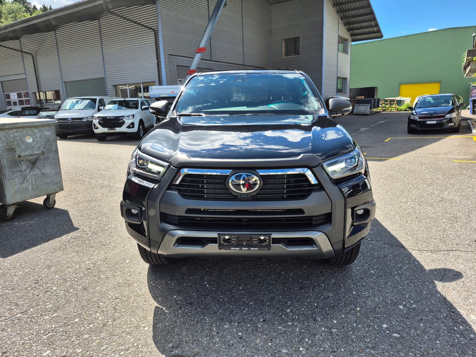 TOYOTA Hilux 2.8D-4D Invincible Extra Cab 4x4 A, Diesel, Voiture nouvelle, Automatique - 2