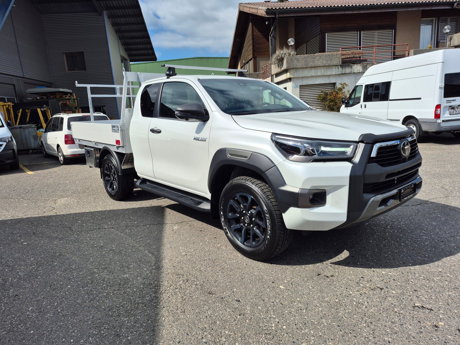 TOYOTA Hilux 2.8D-4D Invincible Extra Cab 4x4 A, Diesel, Neuwagen, Automatik - 4