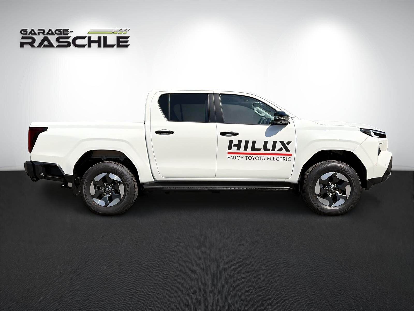 TOYOTA Hilux Double Cab.-Pick-up 59KWh Style, Electric, New car, Automatic - 6
