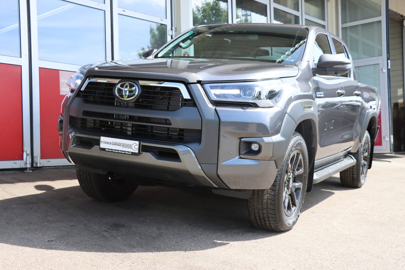 TOYOTA Hilux 2.8D-4D Invincible Double Cab 4x4 A, Diesel, New car, Automatic - 2