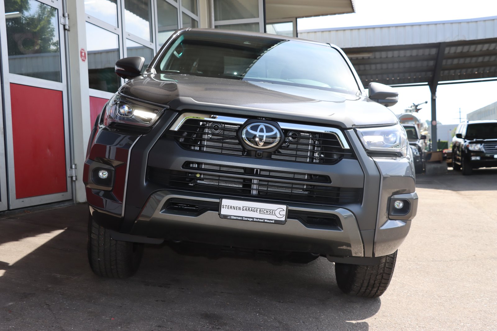 TOYOTA Hilux 2.8D-4D Invincible Double Cab 4x4 A, Diesel, New car, Automatic - 3