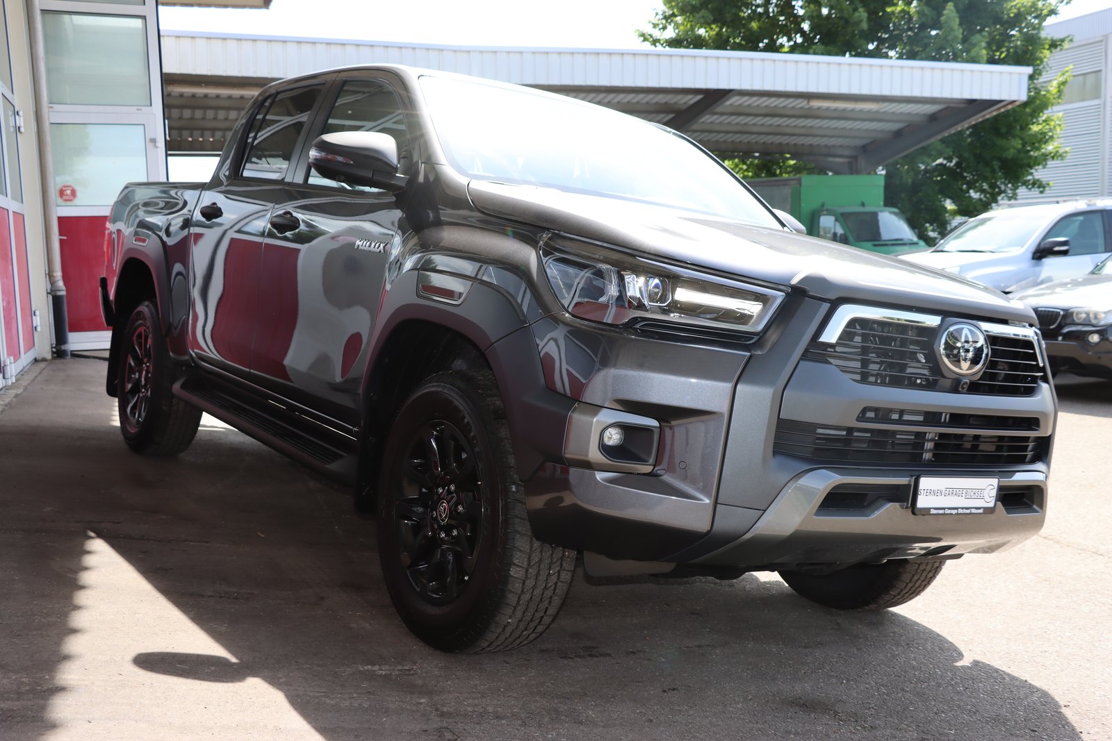 TOYOTA Hilux 2.8D-4D Invincible Double Cab 4x4 A, Diesel, New car, Automatic - 4
