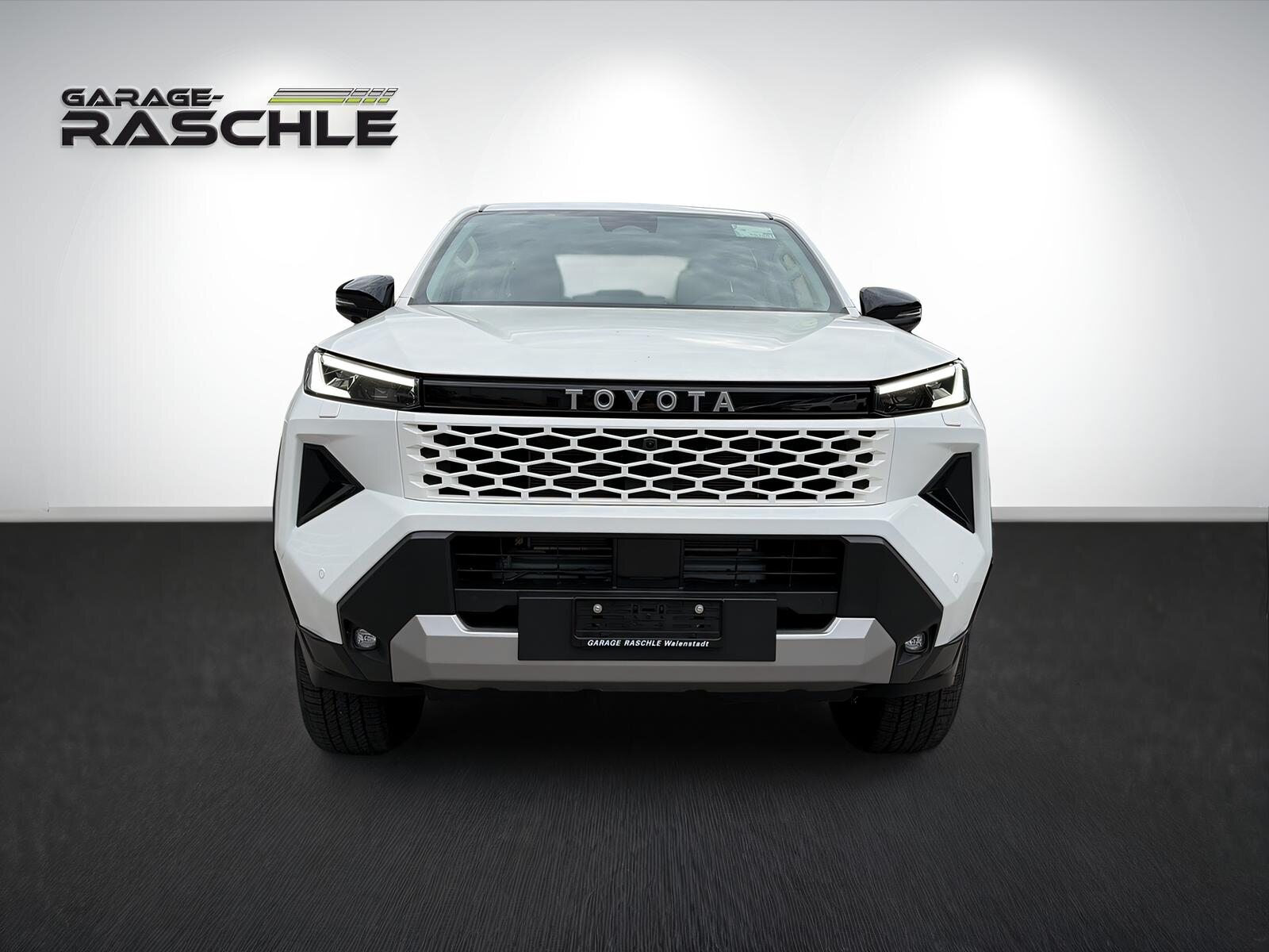 TOYOTA Hilux Double Cab.-Pick-up 2.8 D-4D MHEV 204 Style, Hybride Leggero Diesel/Elettrica, Auto nuove, Automatico - 2