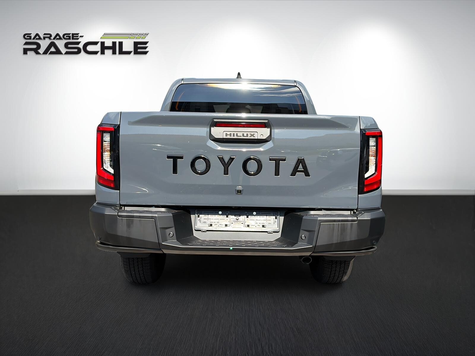 TOYOTA Hilux Double Cab.-Pick-up 2.8 D-4D MHEV 204 Invincible, Mild-Hybrid Diesel/Electric, New car, Automatic - 5