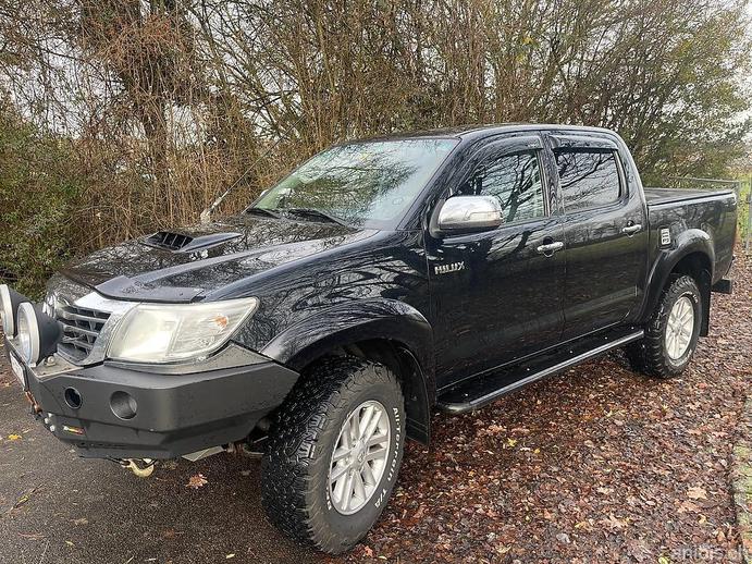 TOYOTA Hilux 3.0 4WD Double Cab Sol Premium, Diesel, Second hand / Used, Automatic
