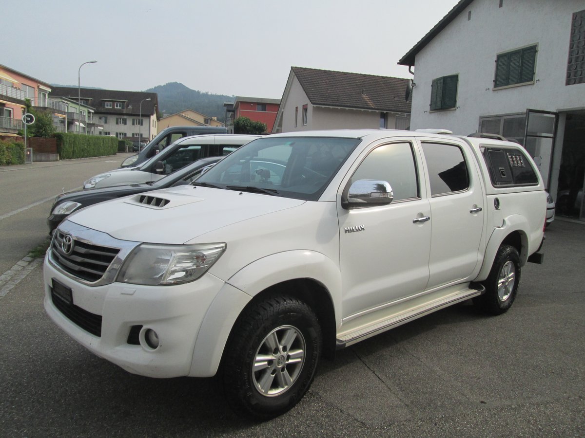 TOYOTA Hilux 3.0 4WD Double Cab Sol Premium A