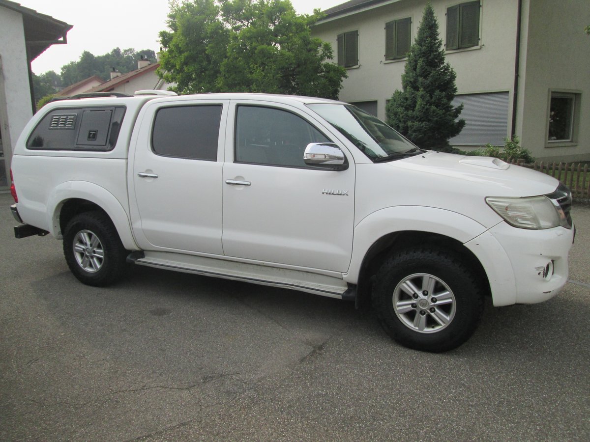 TOYOTA Hilux 3.0 4WD Double Cab Sol Premium A, Diesel, Occasion / Utilisé, Automatique - 6