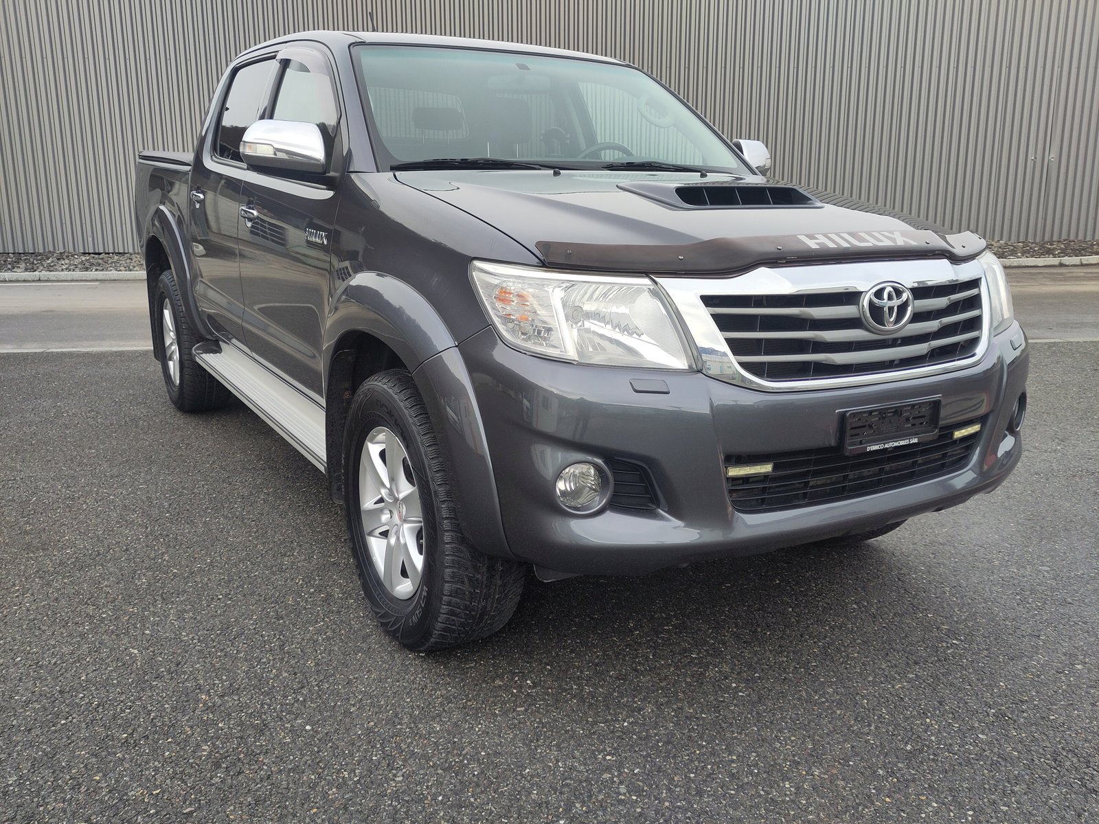 TOYOTA Hilux 3.0 DoubleCab LineaSol