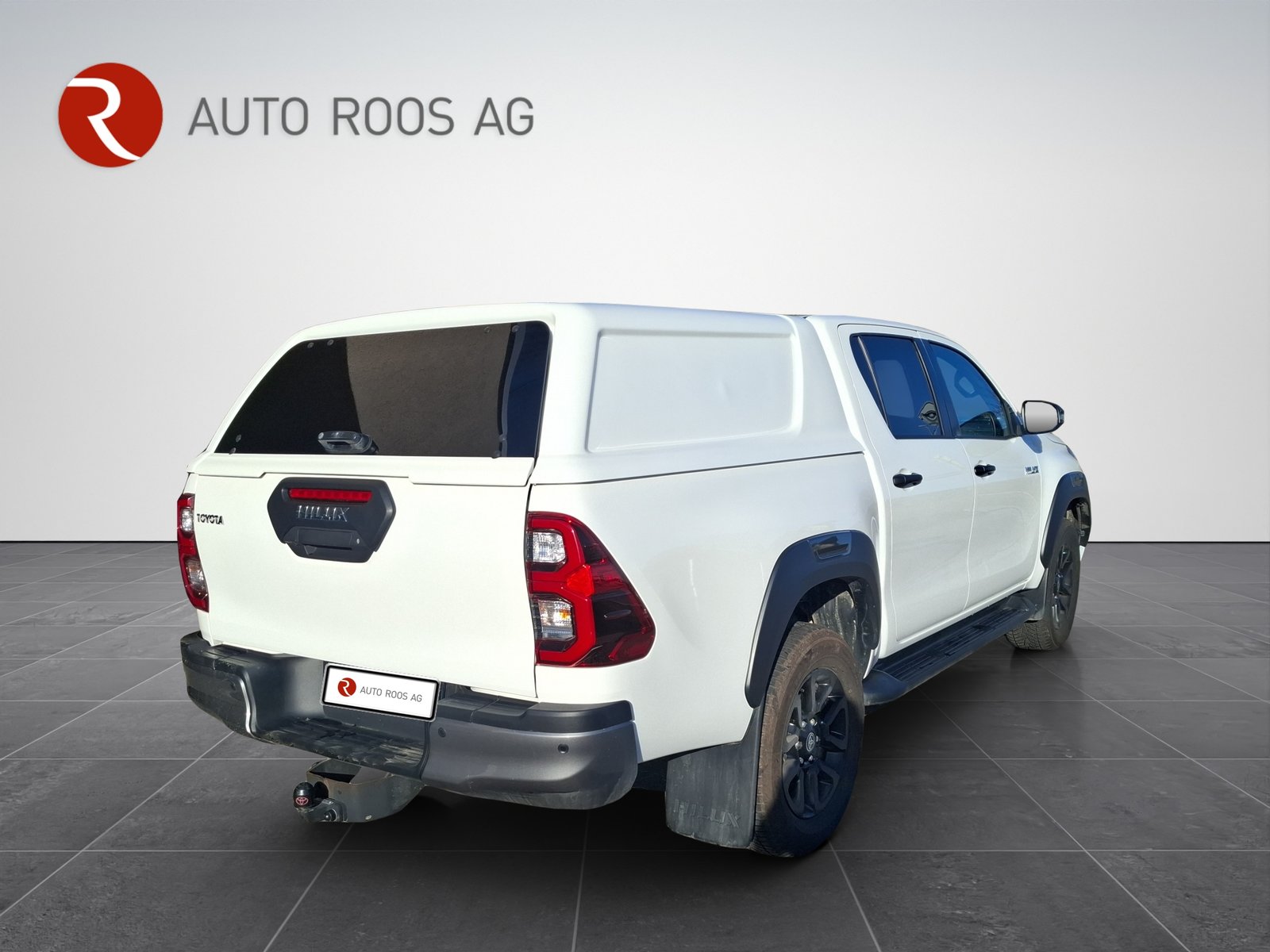 TOYOTA Hilux 2.8D-4D Invincible Double Cab 4x4 A, Diesel, Occasioni / Usate, Automatico - 6