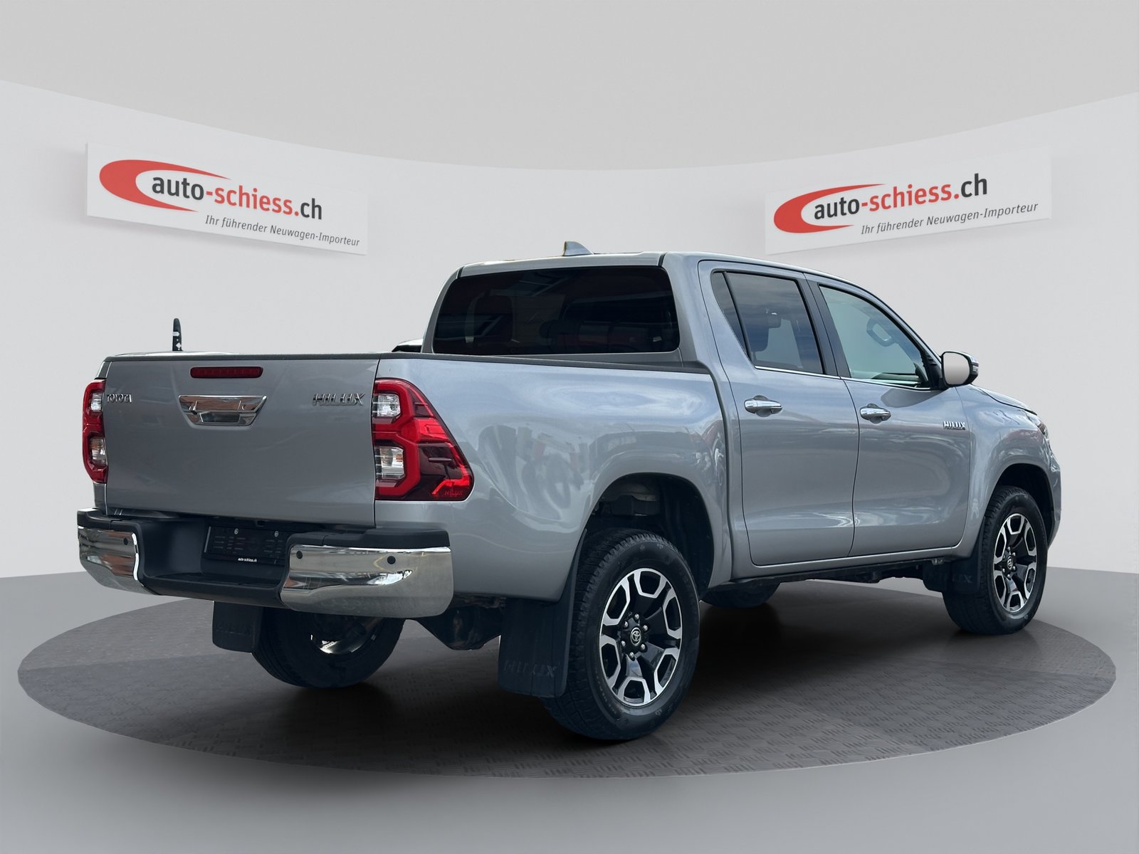 TOYOTA Hilux 2.8D-4D Double Cab Duty 4x4 A, Diesel, Occasion / Utilisé, Automatique - 5