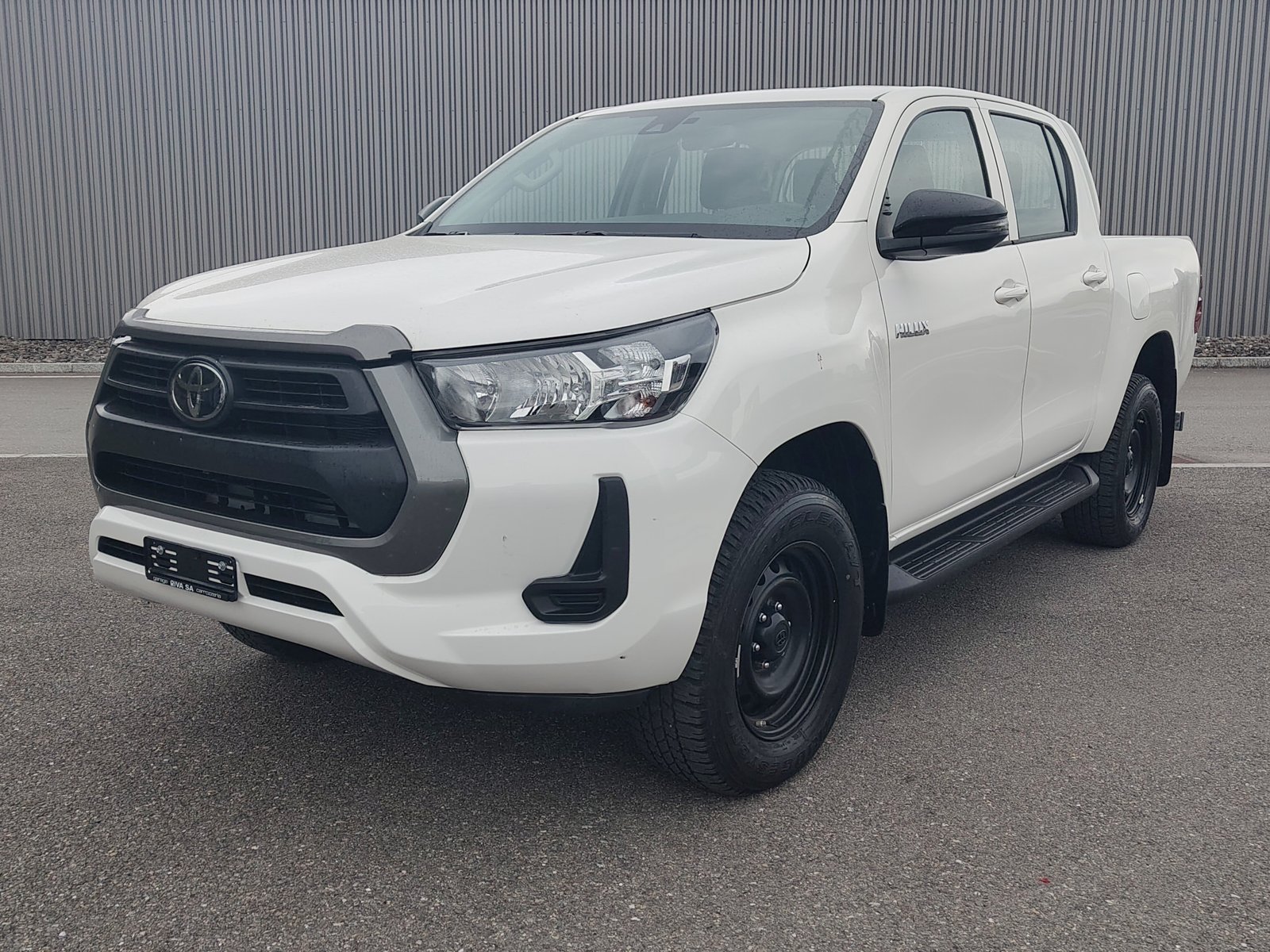 TOYOTA Hilux 2.8d Comfort Double Cab 4x4 avec crochet d'atte, Diesel, Occasioni / Usate, Manuale - 2