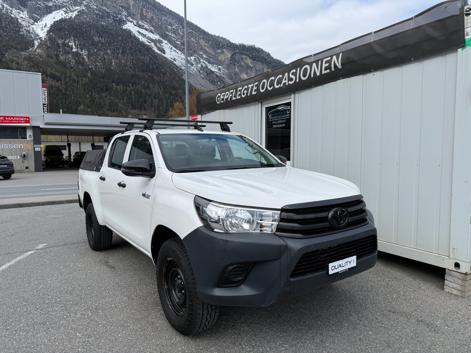 TOYOTA Hilux 2.4D-4D Comfort Double Cab 4x4 *WERKSGARANTIE *