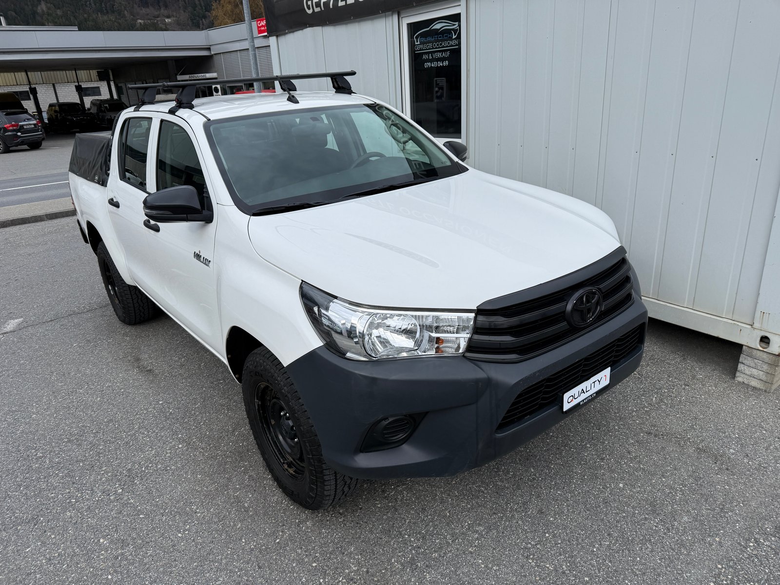 TOYOTA Hilux 2.4D-4D Comfort Double Cab 4x4 *WERKSGARANTIE *, Diesel, Occasion / Utilisé, Manuelle - 2
