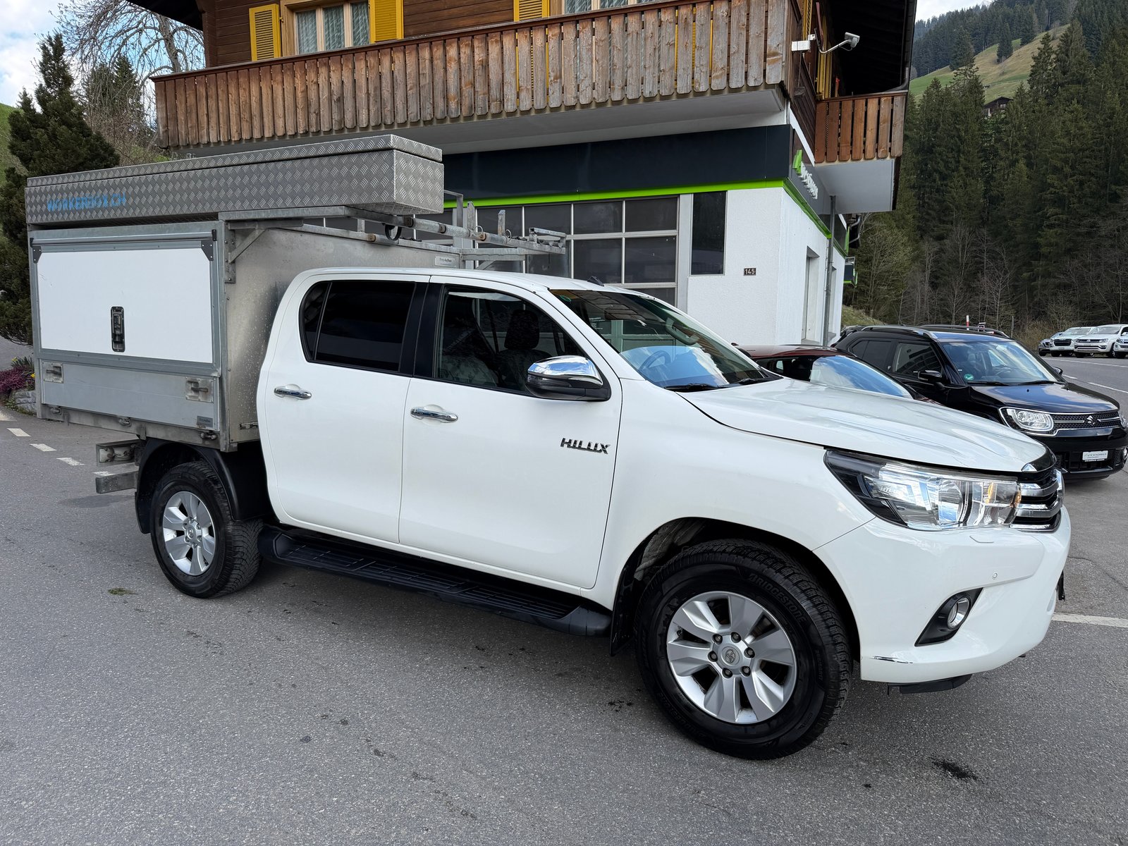 TOYOTA HILUX 2.4-4D Sol Premium Double Cab 4x4 A, Diesel, Occasion / Gebraucht, Automatik - 2