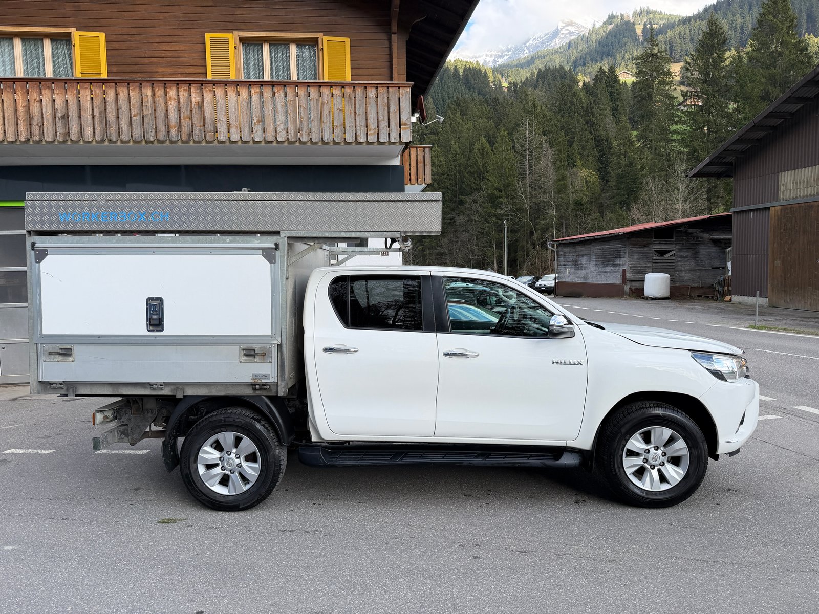 TOYOTA HILUX 2.4-4D Sol Premium Double Cab 4x4 A, Diesel, Occasion / Gebraucht, Automatik - 3