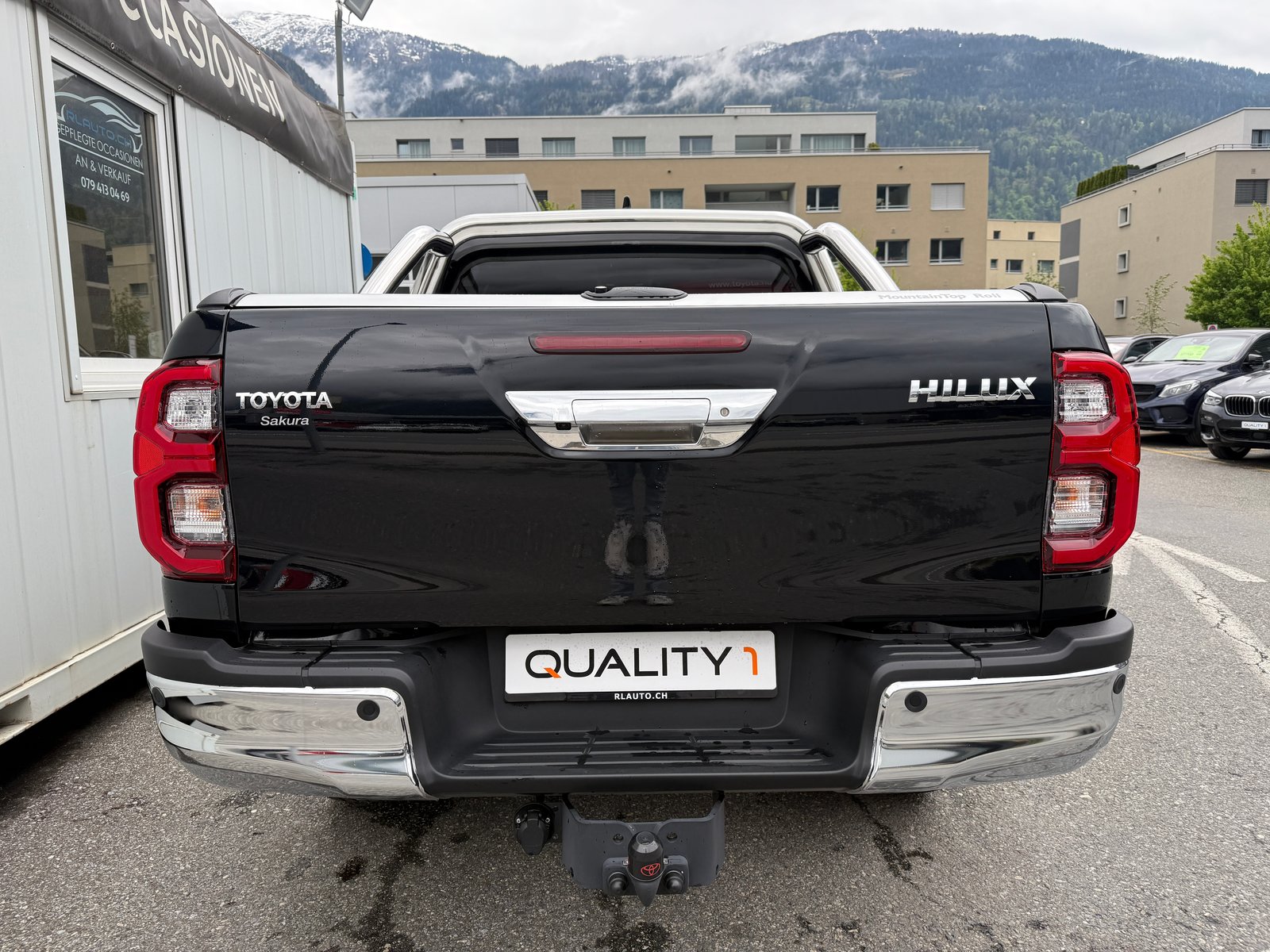 TOYOTA Hilux 2.8d MHEV Invincible Double Cab 4x4 A, Mild-Hybrid Diesel/Elektro, Occasion / Gebraucht, Automatik - 5