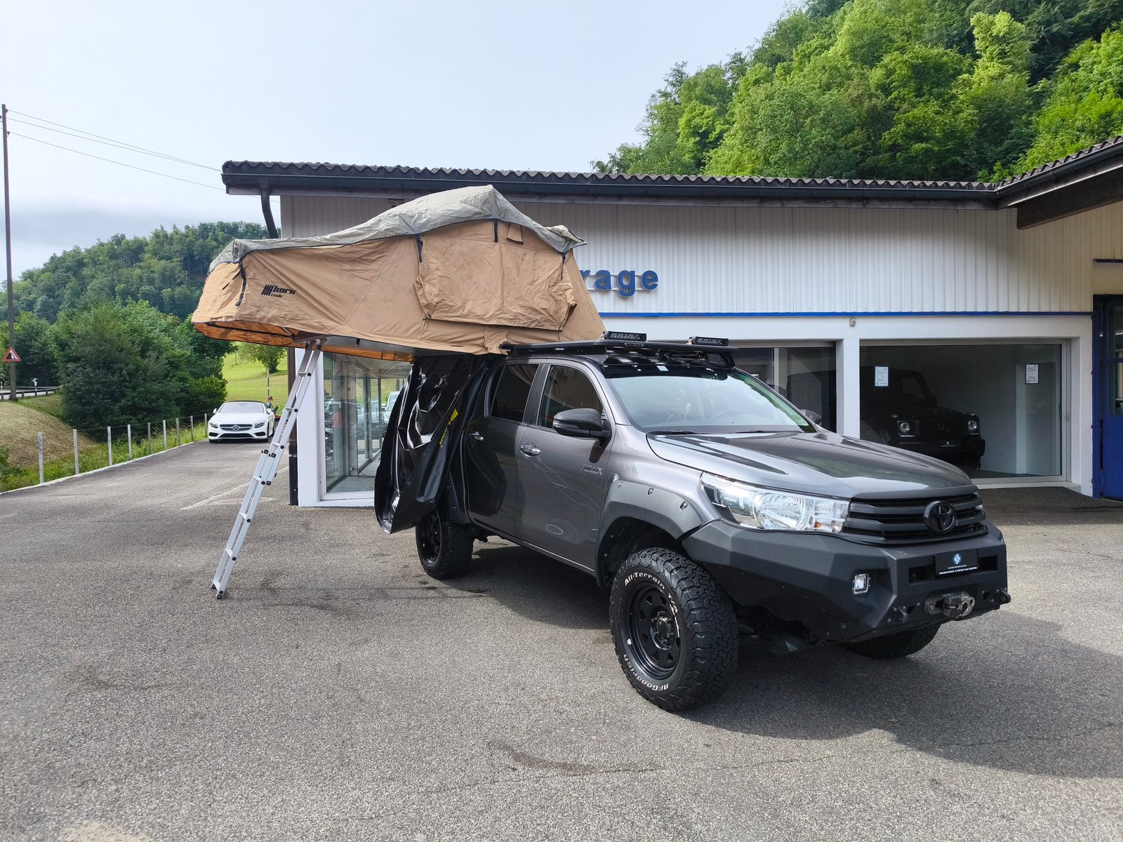 TOYOTA Hilux 2.4D-4D Style DoubleCab 4x4 A, Diesel, Occasion / Utilisé, Automatique - 2