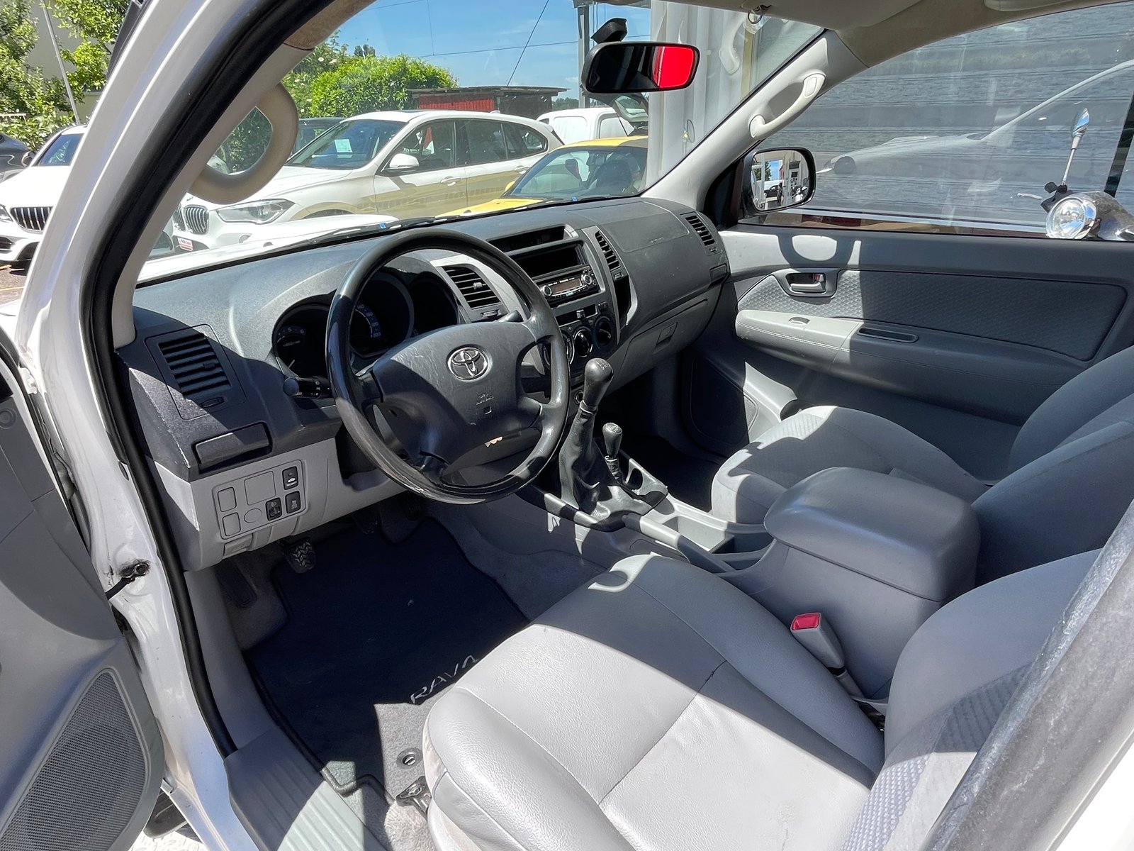 TOYOTA Hilux 4x4 ExtraCab LineaTerra, Diesel, Occasion / Utilisé, Manuelle - 4