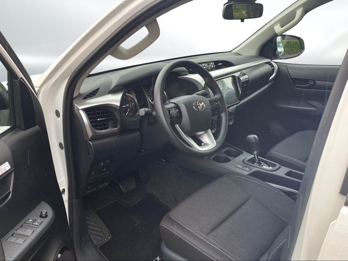TOYOTA Hilux Double Cab.-Pick-up 2.4 D-4D 150 Comfort, Diesel, Neuwagen, Automatik - 4