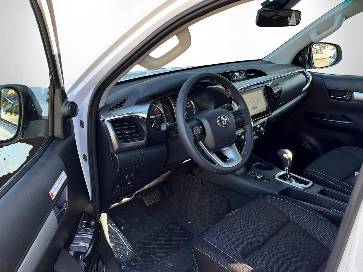 TOYOTA HI-LUX Hilux Double Cab.-Pick-up 2.8 D-4D 204 Style MHEV, Hybride Léger Diesel/Électricité, Voiture nouvelle, Automatique - 7