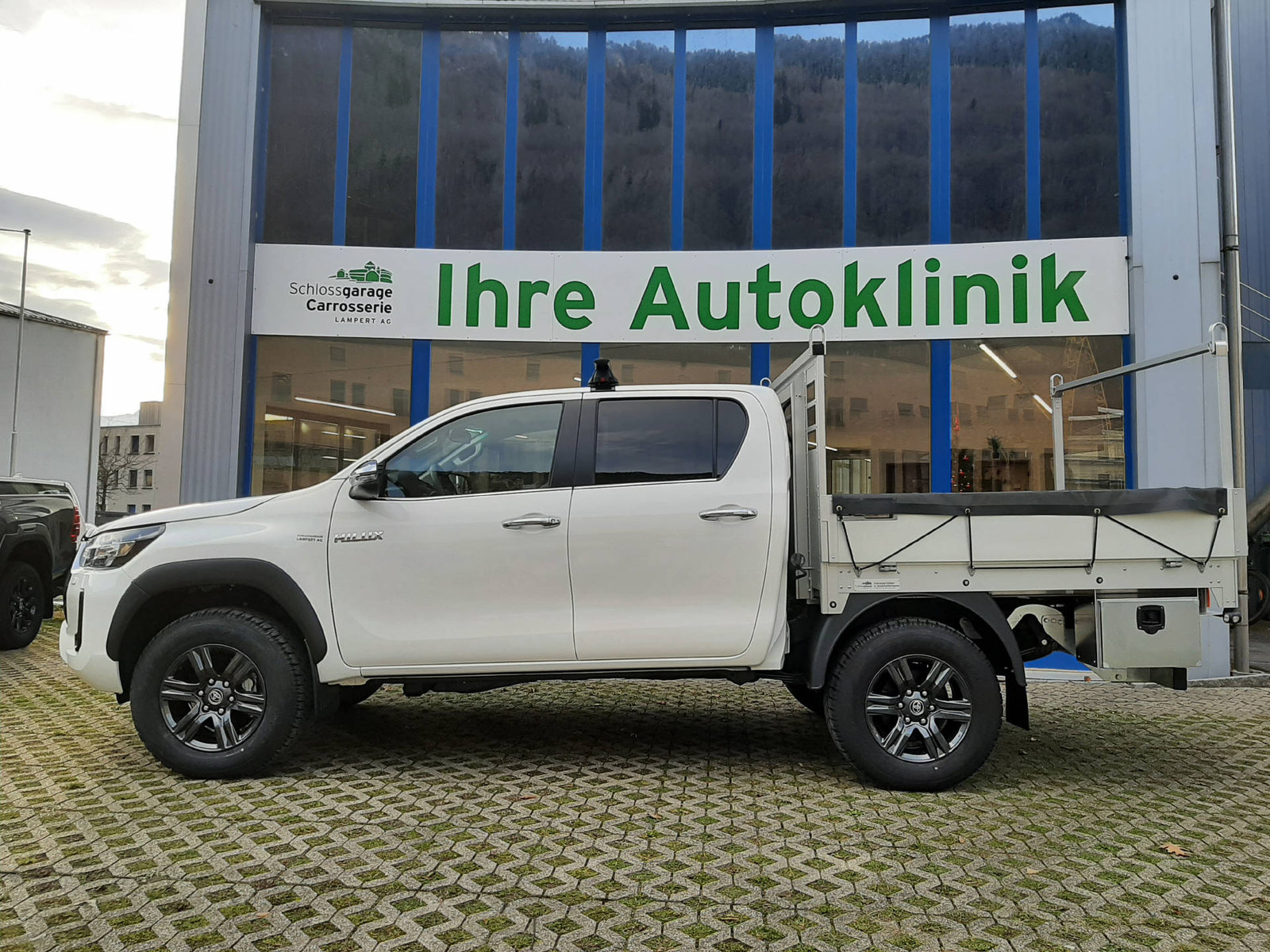 TOYOTA Hilux Double Cab.-Pick-up 2.8 D-4D MHEV Style