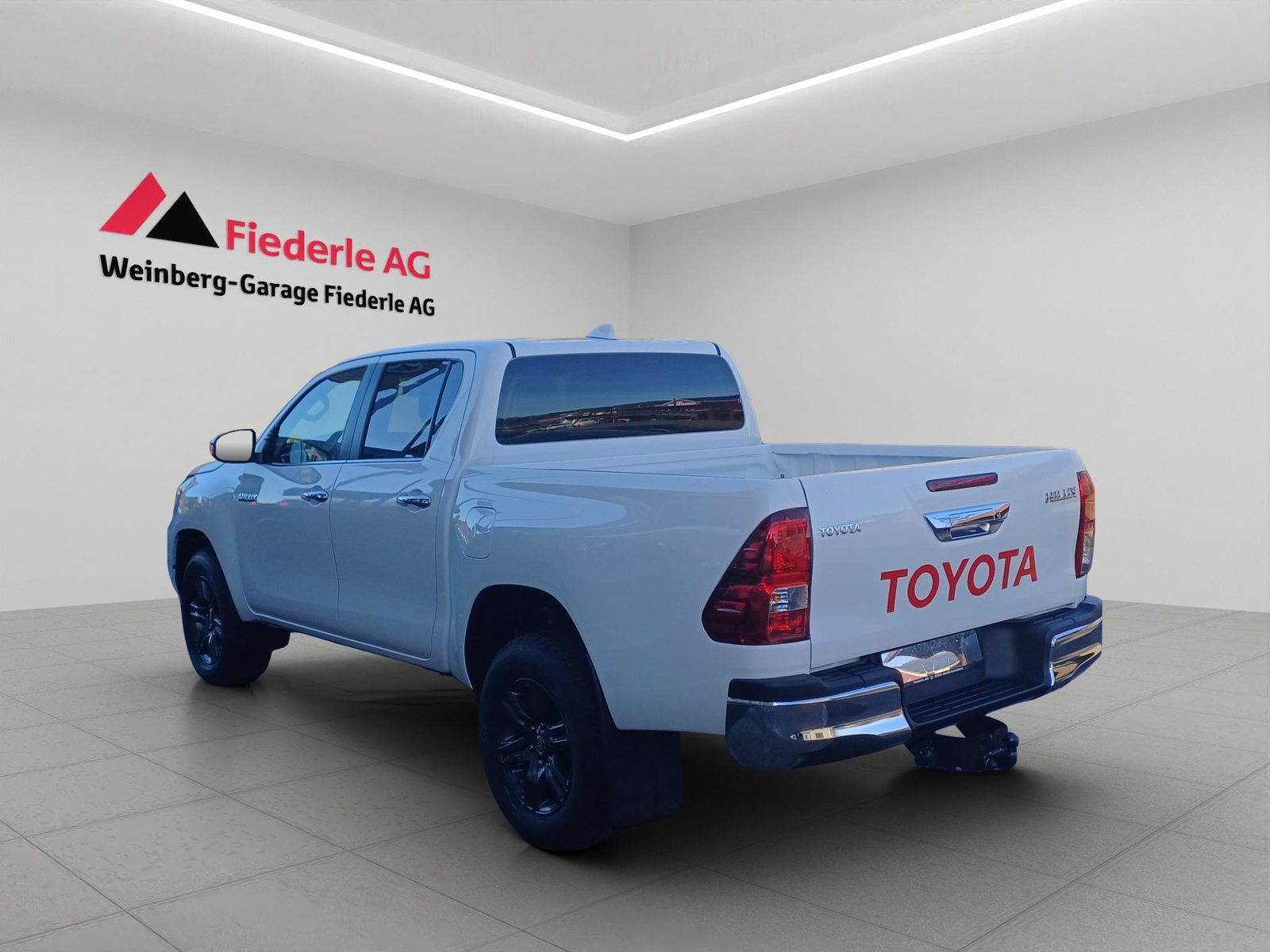 TOYOTA Hilux Double Cab.-Pick-up 2.8 D-4D 204 Style, Diesel, Voiture nouvelle, Automatique - 3