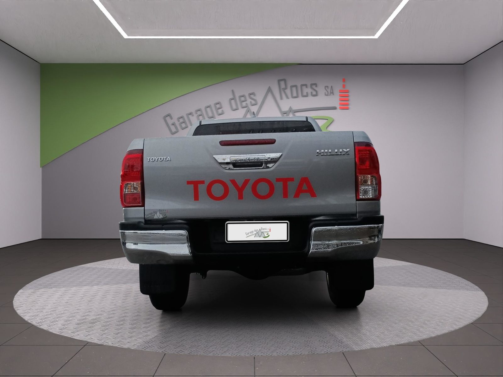 TOYOTA Hilux Double Cab.-Pick-up 2.8 D-4D 204 Style, Diesel, Auto nuove, Automatico - 5