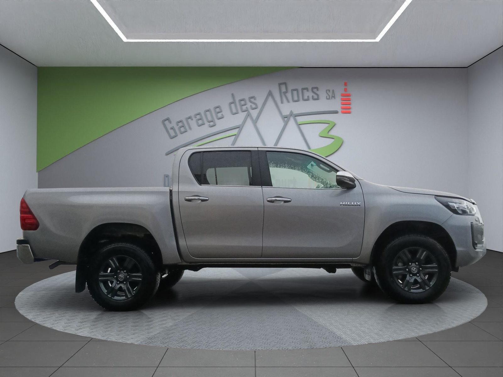 TOYOTA Hilux Double Cab.-Pick-up 2.8 D-4D 204 Style, Diesel, Auto nuove, Automatico - 7