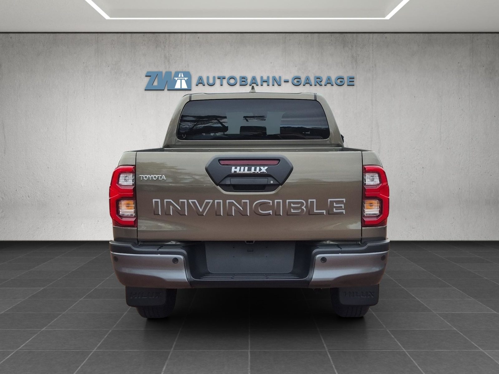 TOYOTA Hilux Double Cab.-Pick-up 2.8 D-4D MHEV 204 Invincible, Hybride Léger Diesel/Électricité, Voiture nouvelle, Automatique - 4