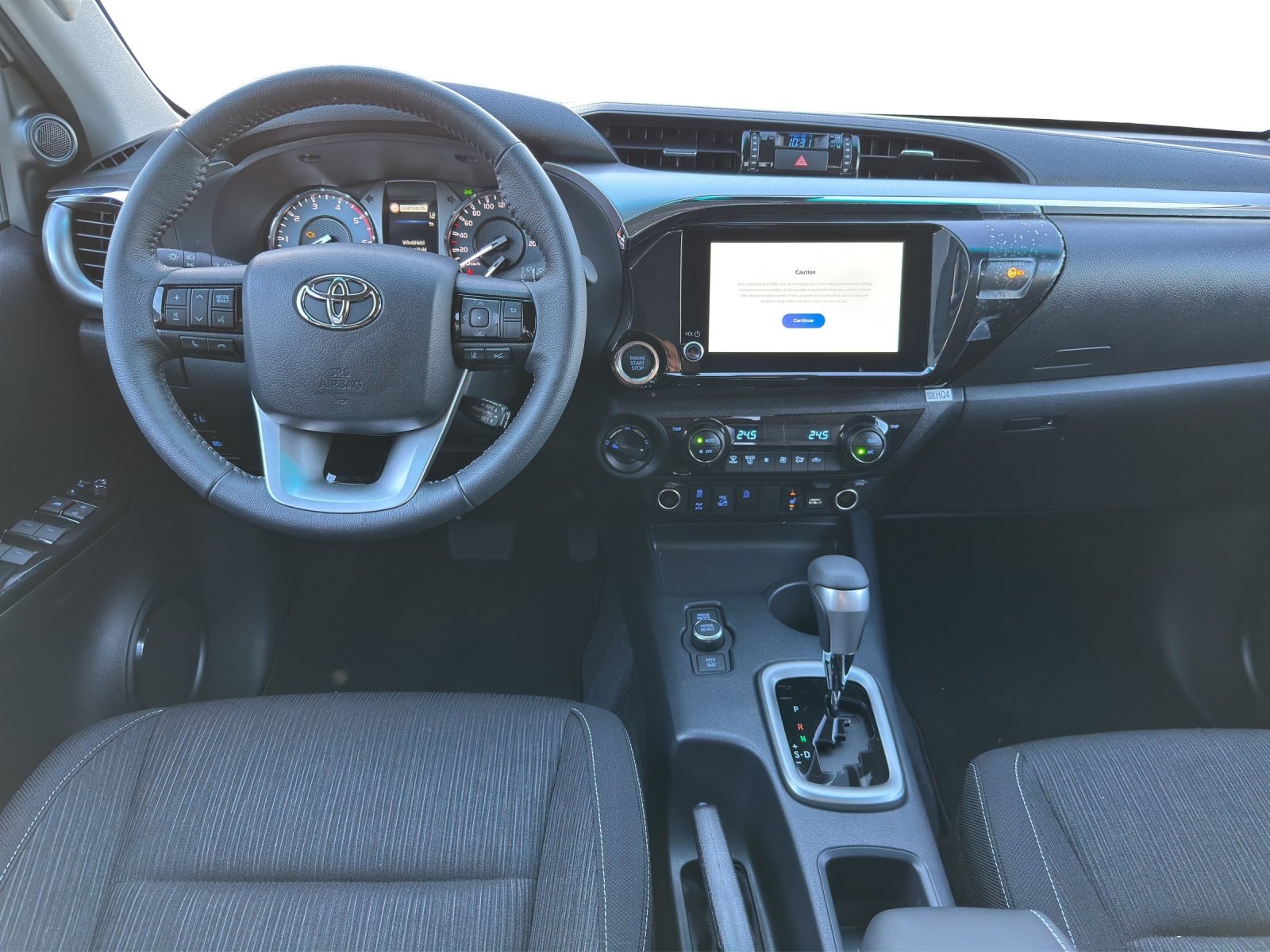 TOYOTA Hilux Double Cab.-Pick-up 2.8 D-4D 204 Style, Diesel, Neuwagen, Automatik - 5