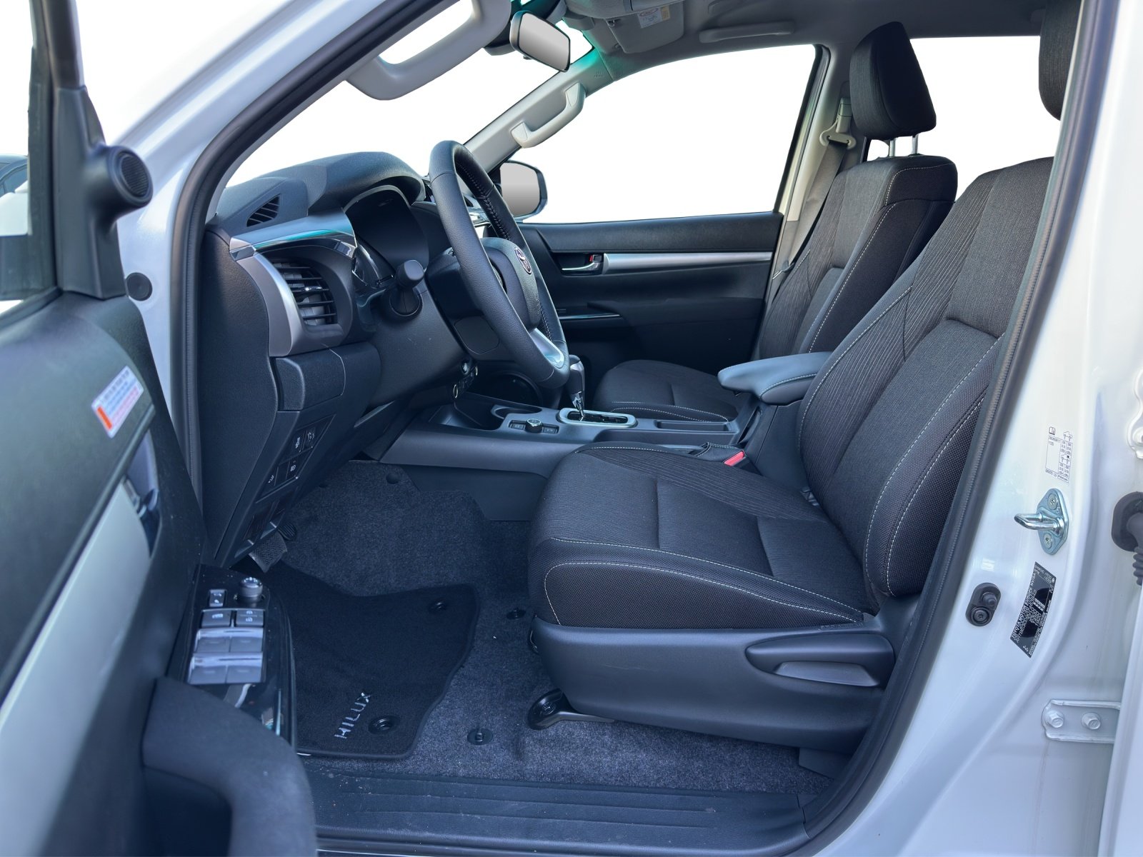 TOYOTA Hilux Double Cab.-Pick-up 2.8 D-4D 204 Style, Diesel, Neuwagen, Automatik - 7