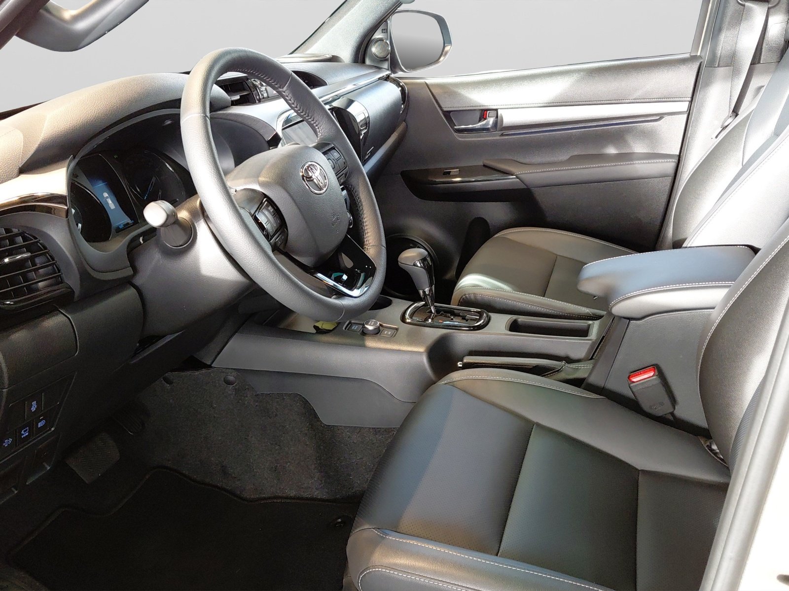 TOYOTA Hilux Double Cab.-Pick-up 2.8 D-4D MHEV 204 Invincible, Mild-Hybrid Diesel/Elektro, Neuwagen, Automatik - 7