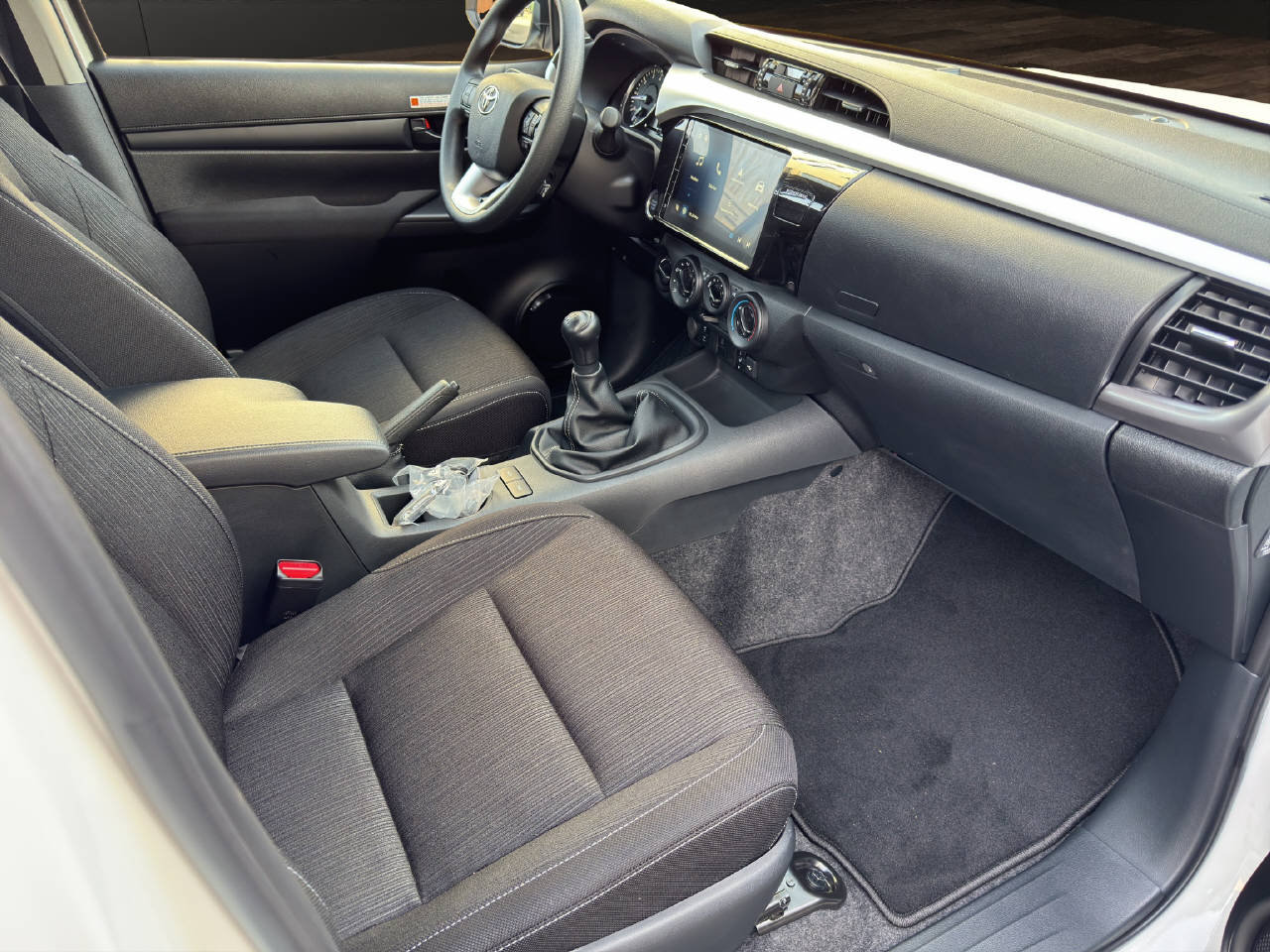 TOYOTA Hilux Double Cab.-Pick-up 2.8 D-4D 204 Comfort, Diesel, Voiture nouvelle, Manuelle - 7