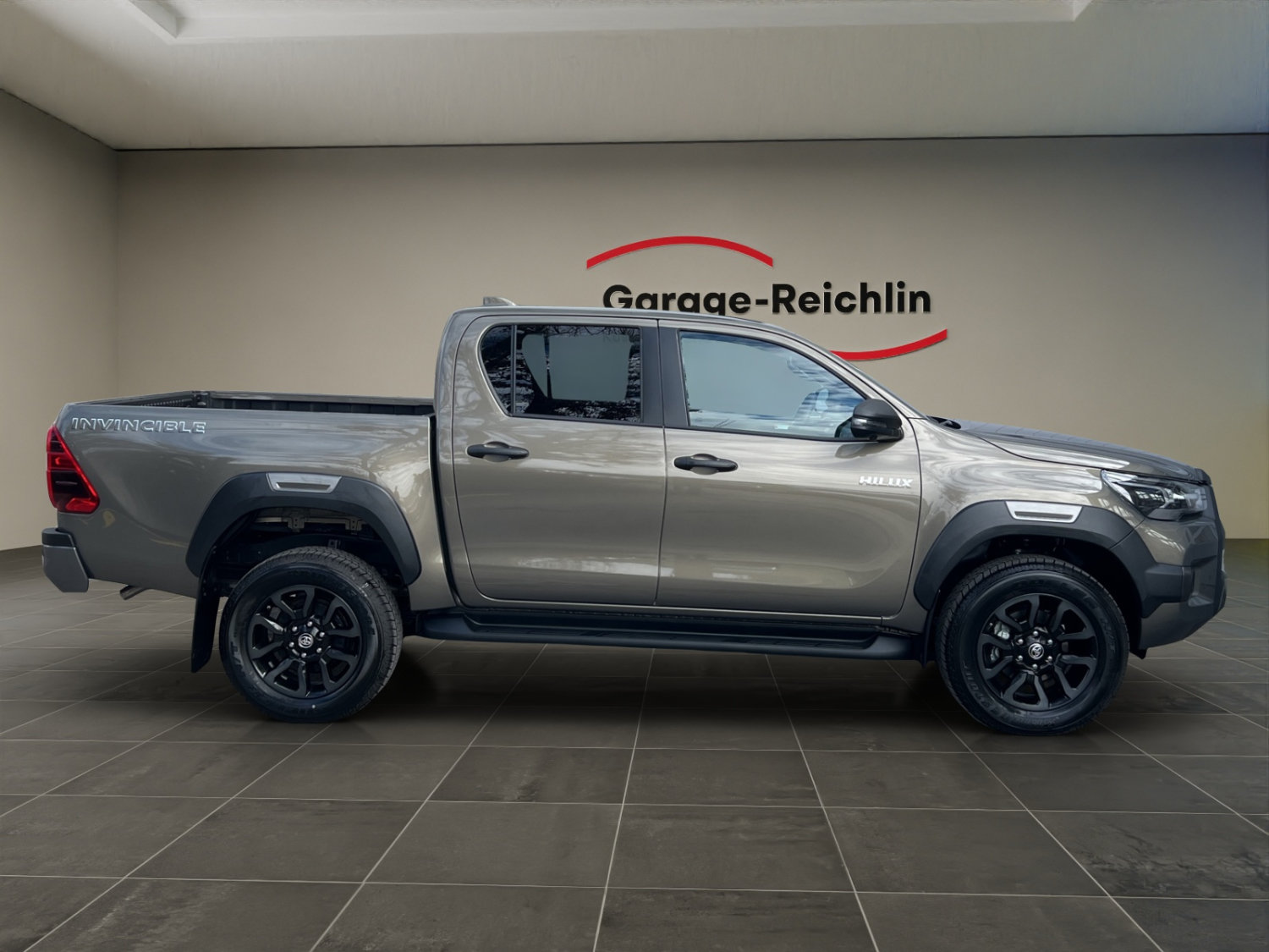TOYOTA Hilux Double Cab.-Pick-up 2.8 D-4D 204 Invincible MHE, Mild-Hybrid Diesel/Electric, New car, Automatic - 6