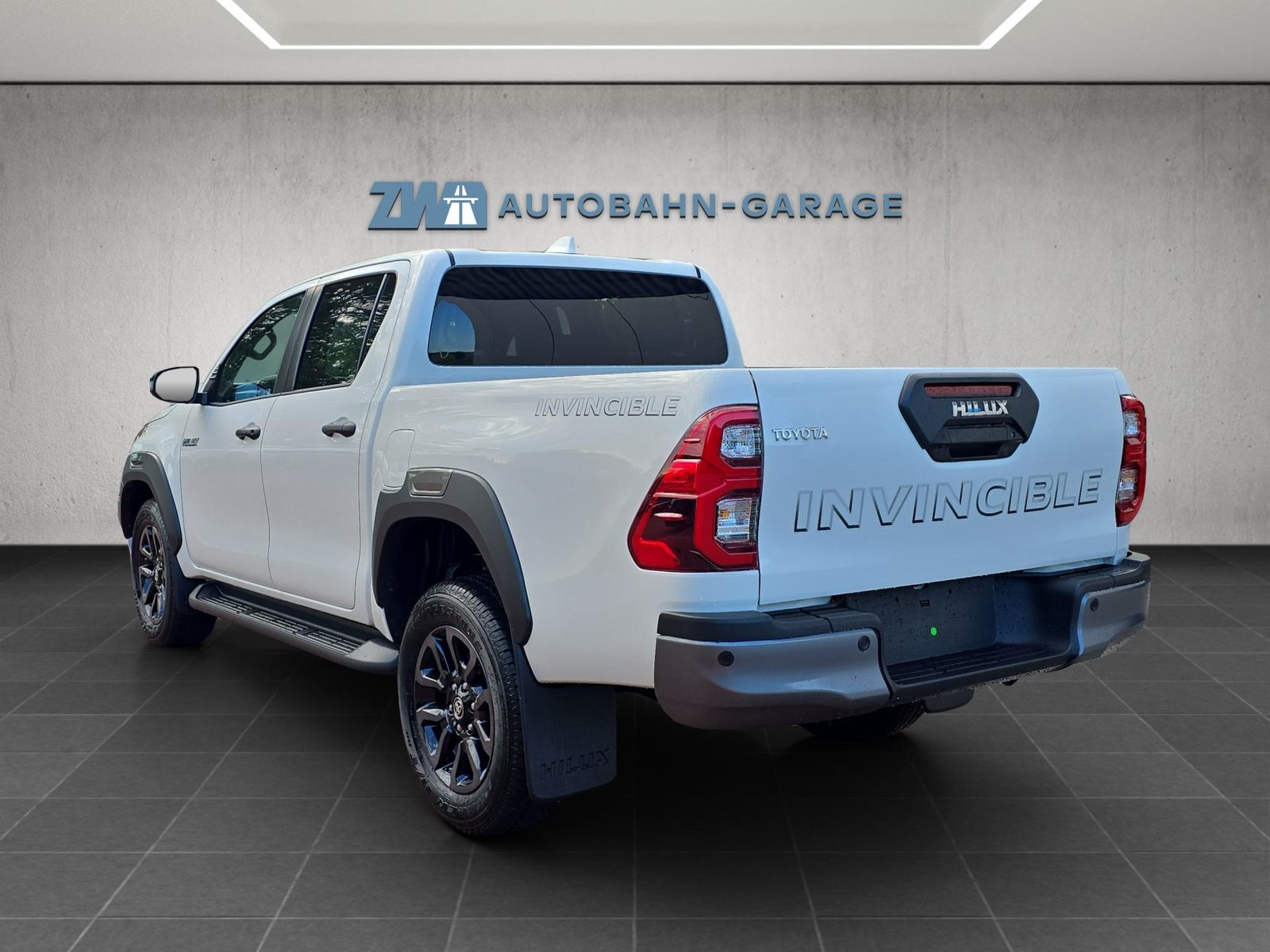 TOYOTA Hilux Double Cab.-Pick-up 2.8 D-4D MHEV 204 Invincible, Hybride Léger Diesel/Électricité, Voiture nouvelle, Automatique - 3
