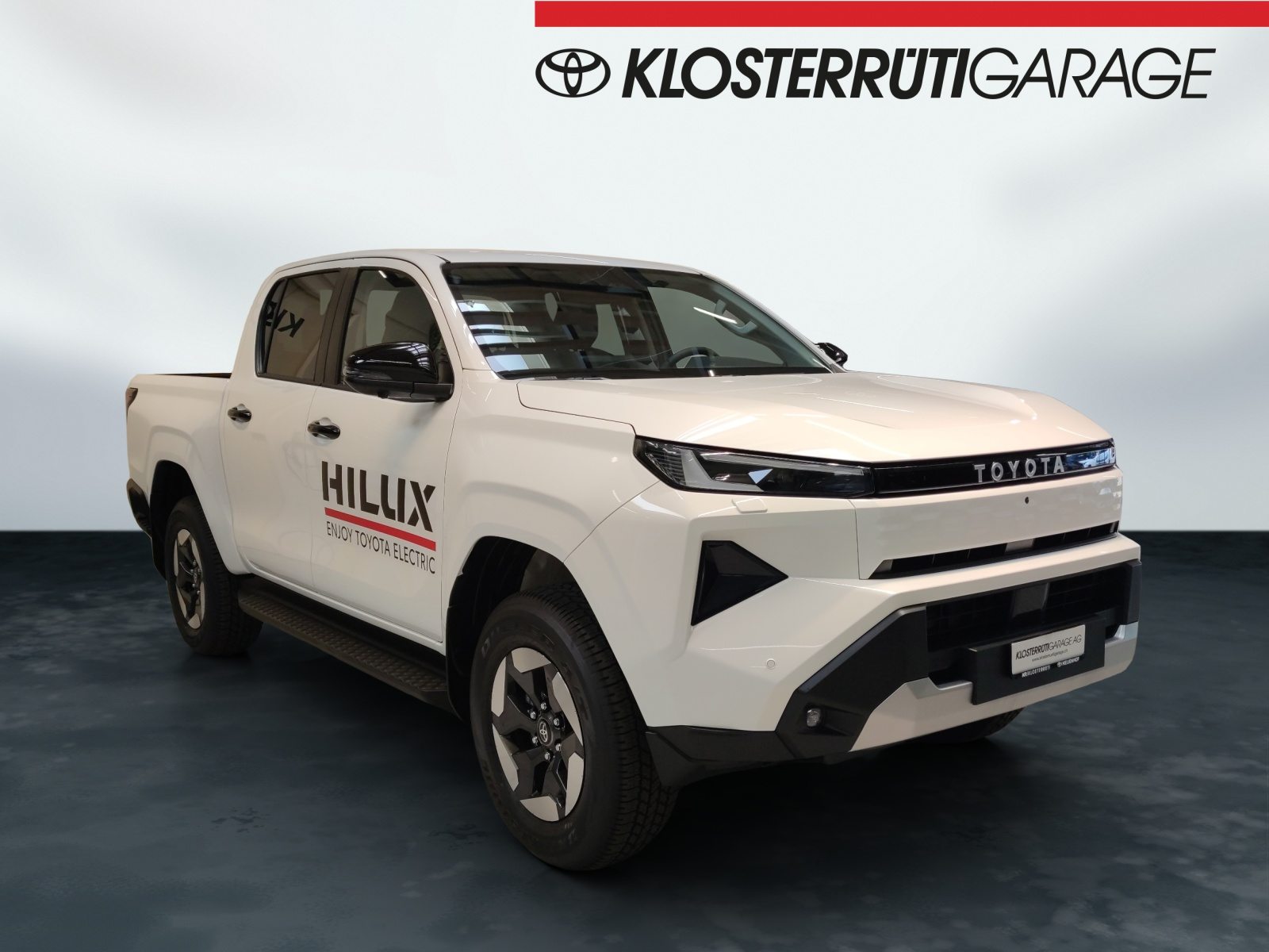 TOYOTA Hilux Double Cab.-Pick-up 59KWh Style, Electric, New car, Automatic - 2