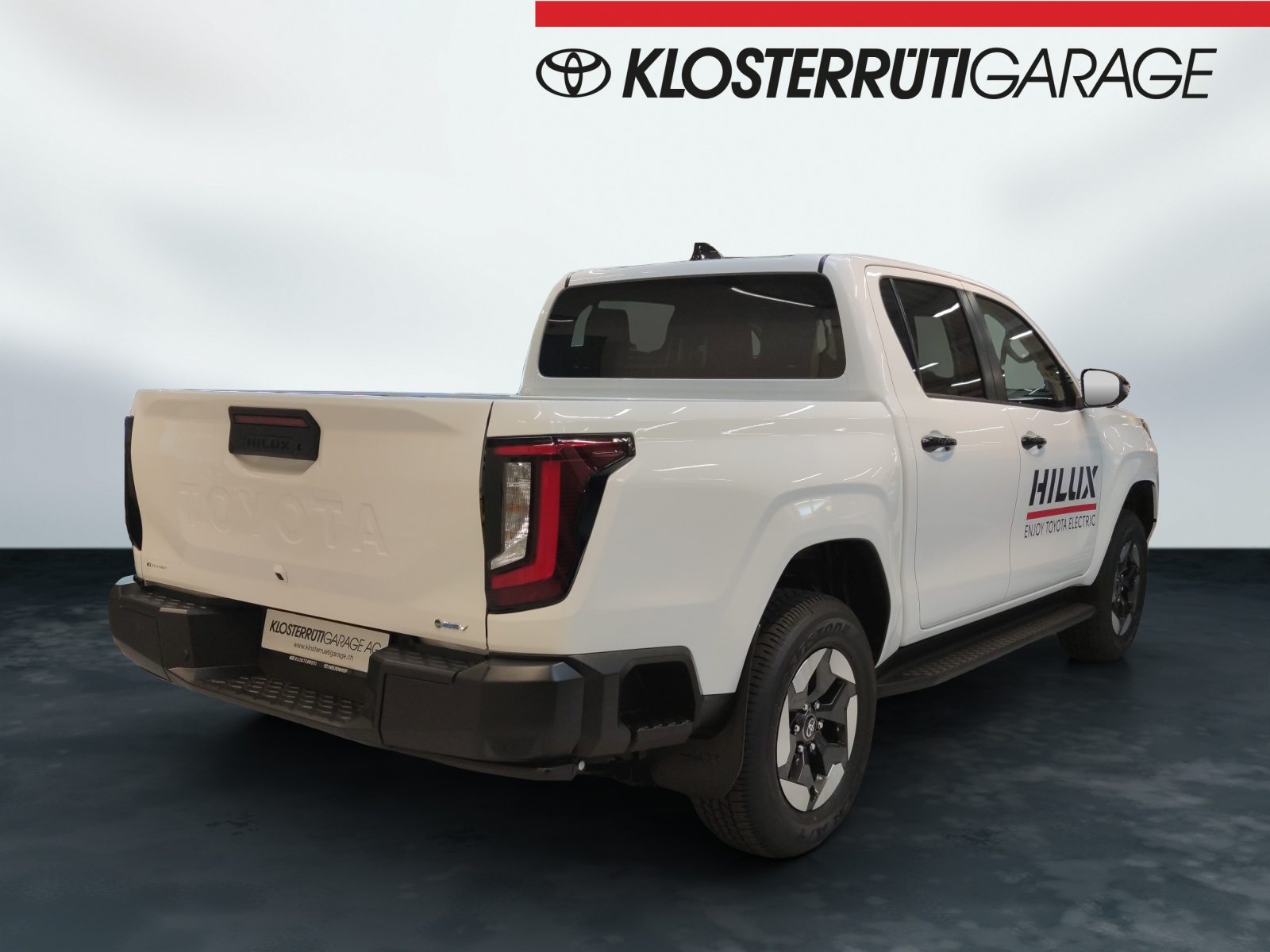 TOYOTA Hilux Double Cab.-Pick-up 59KWh Style, Electric, New car, Automatic - 3