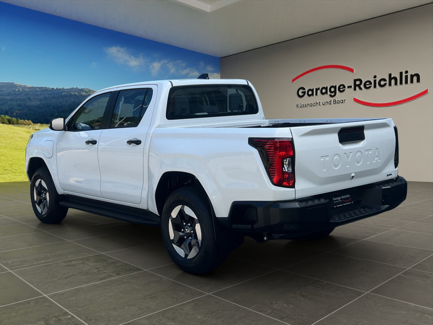 TOYOTA Hilux Double Cab.-Pick-up 59KWh Comfort, Electric, New car, Automatic - 3
