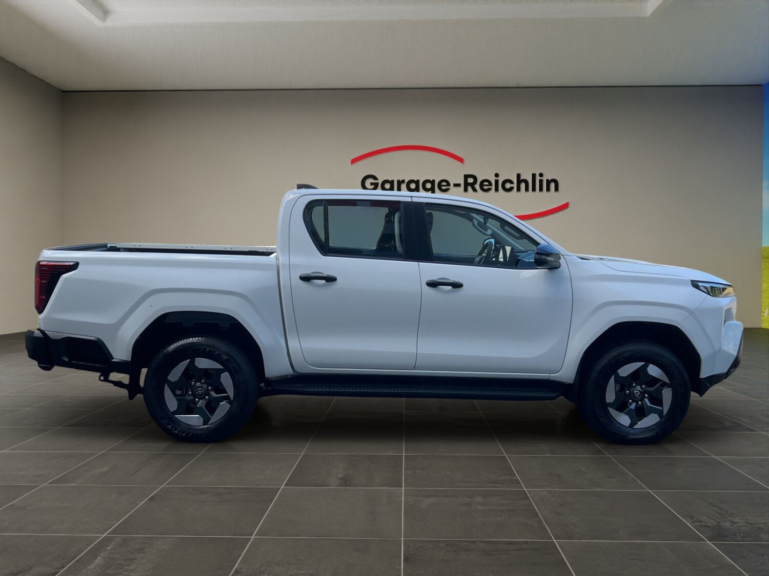 TOYOTA Hilux Double Cab.-Pick-up 59KWh Comfort, Electric, New car, Automatic - 6