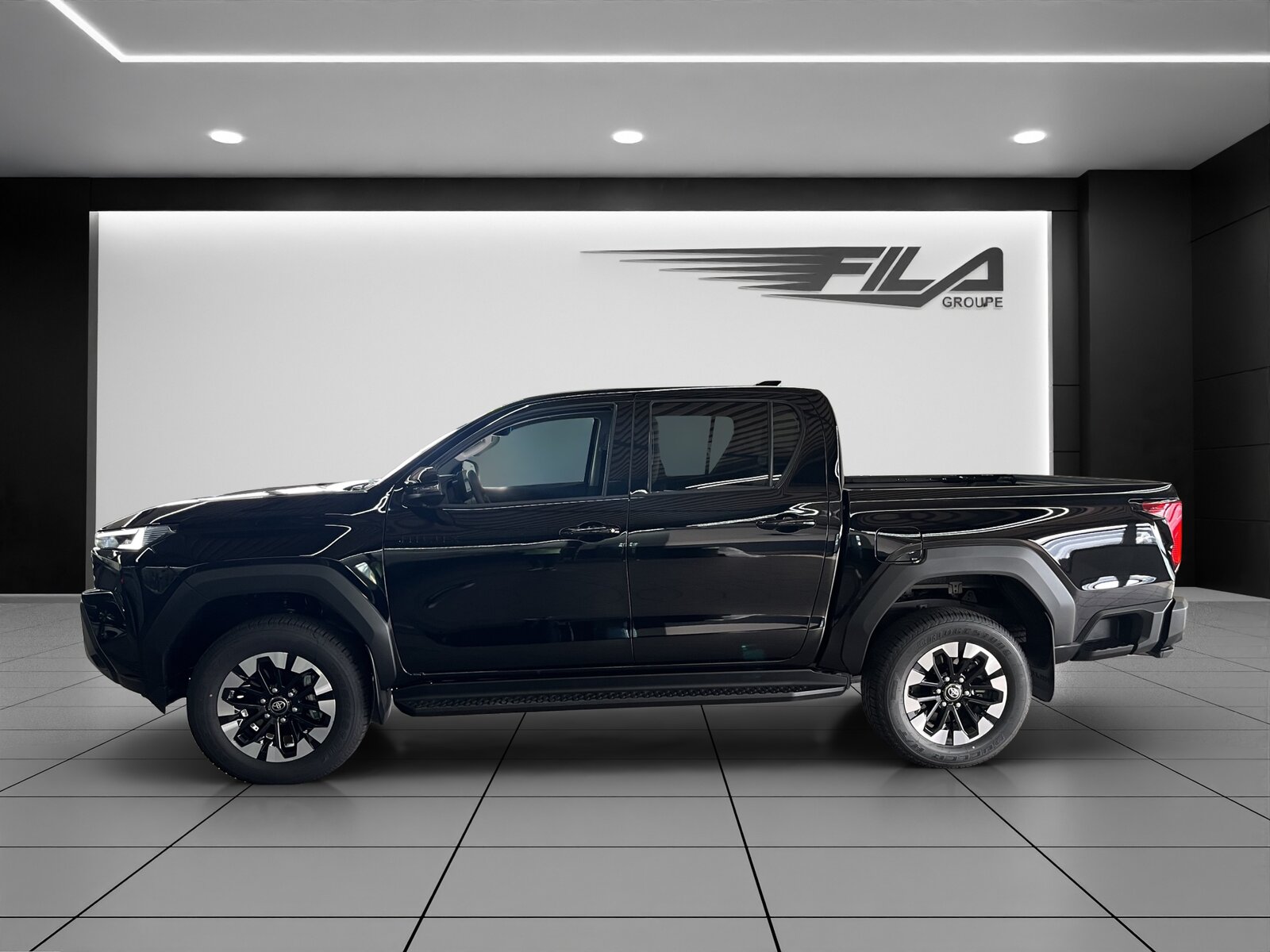 TOYOTA HILUX Double Cab.-pick-up 2.8 D-4D MHEV 2, Mild-Hybrid Diesel/Electric, New car, Automatic - 4