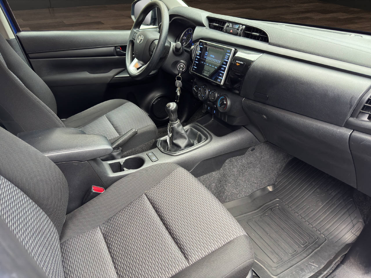 TOYOTA Hilux Double Cab.-Pick-up 2.4 D-4D 150 Comfort, Diesel, Occasion / Gebraucht, Handschaltung - 7