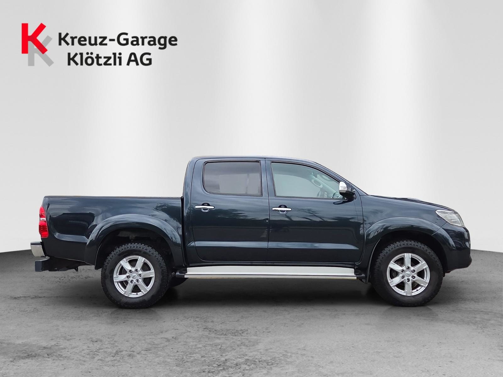 TOYOTA Hilux Double Cab.-Pick-up 3.0-4D Linea Sol, Diesel, Occasion / Utilisé, Manuelle - 2