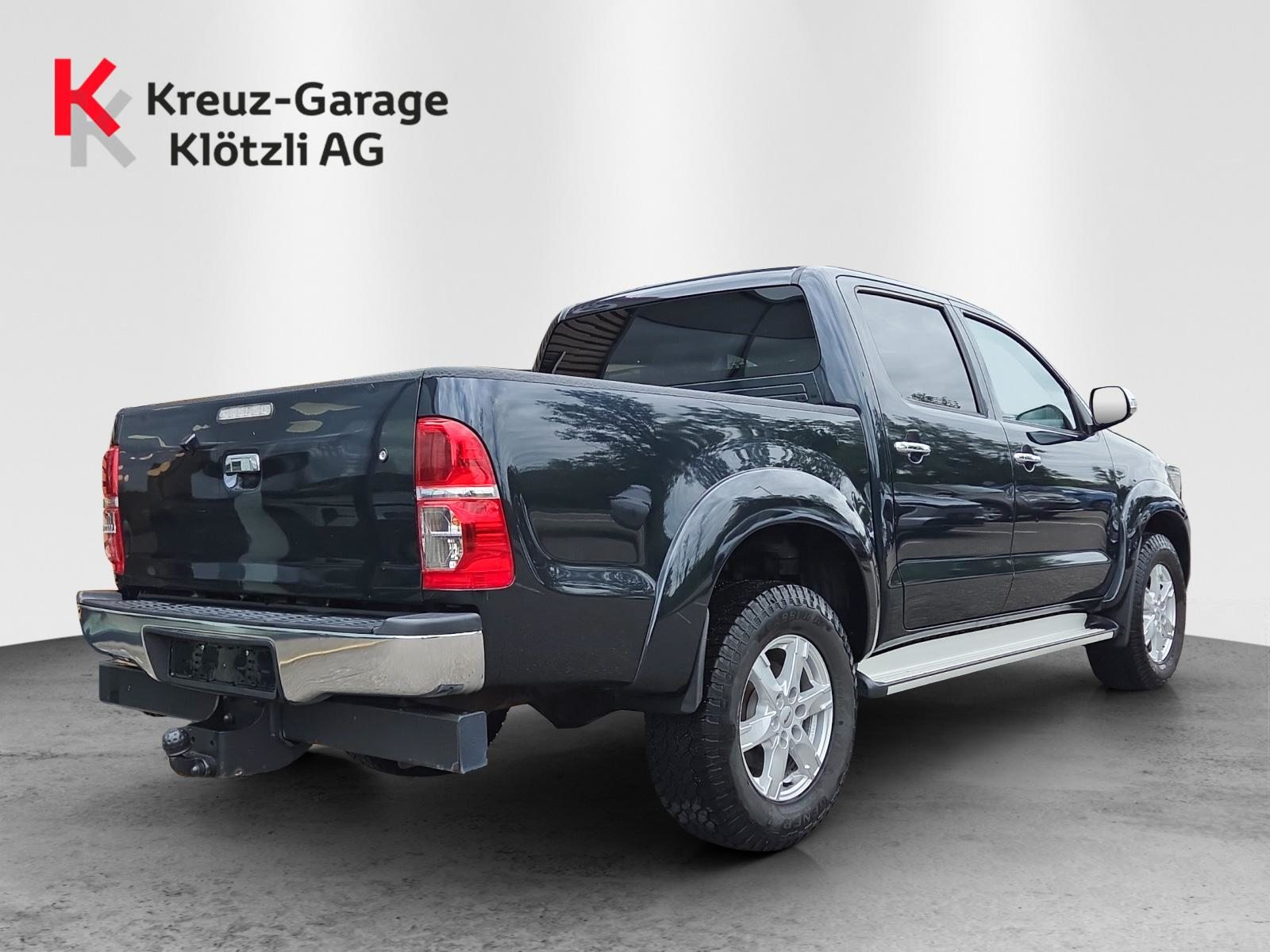 TOYOTA Hilux Double Cab.-Pick-up 3.0-4D Linea Sol, Diesel, Occasion / Utilisé, Manuelle - 3