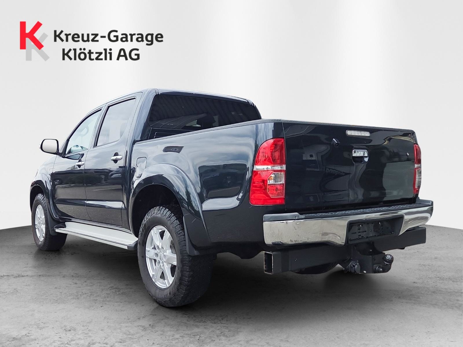 TOYOTA Hilux Double Cab.-Pick-up 3.0-4D Linea Sol, Diesel, Occasion / Utilisé, Manuelle - 5