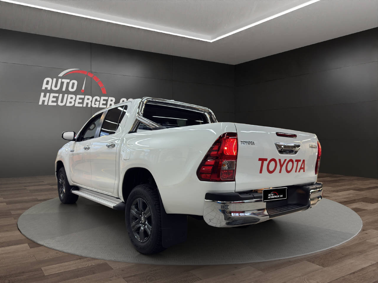 TOYOTA Hilux Double Cab.-Pick-up 2.4 D-4D 150 Style, Diesel, Vorführwagen, Automatik - 2
