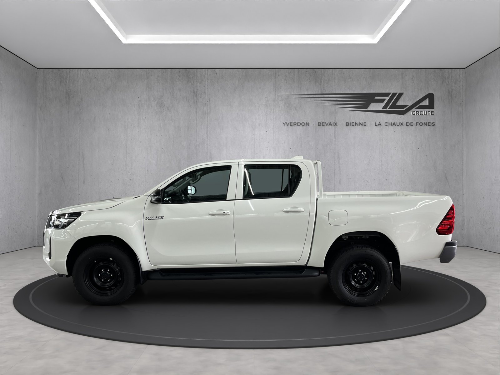 TOYOTA Hilux DC-pick-up 2.8D-4D Comfort, Diesel, Ex-demonstrator, Manual - 3