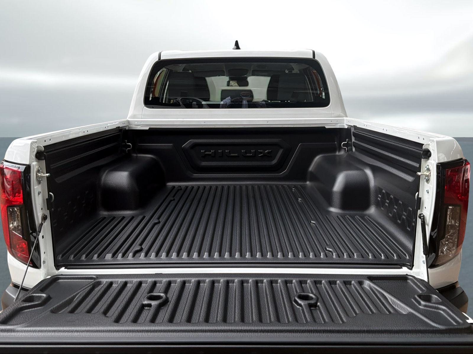 TOYOTA Hilux Double Cab.-Pick-up 59KWh Comfort, Elektro, Vorführwagen, Automatik - 7