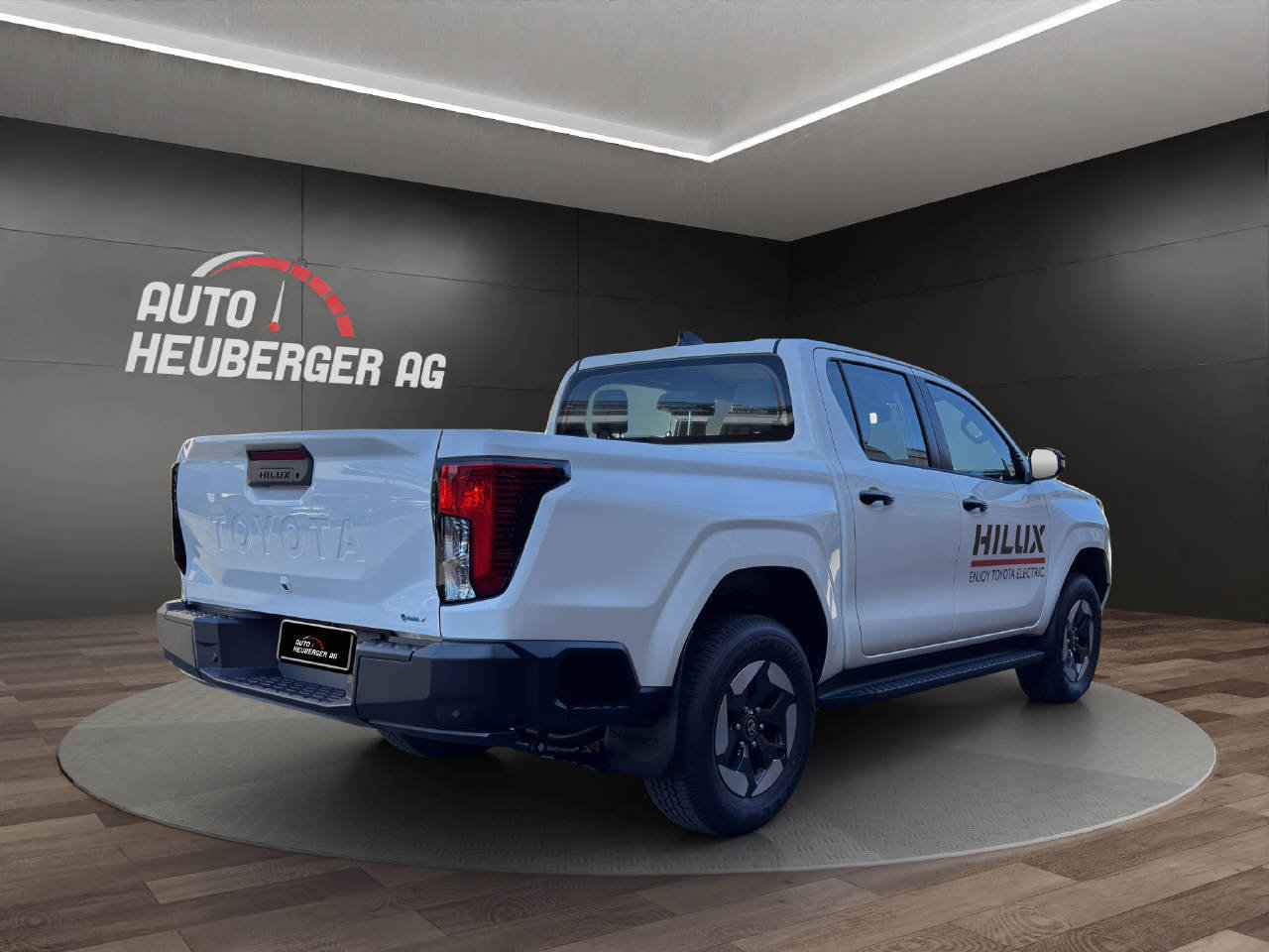 TOYOTA Hilux Double Cab.-Pick-up 59KWh Comfort, Electric, Ex-demonstrator, Automatic - 3