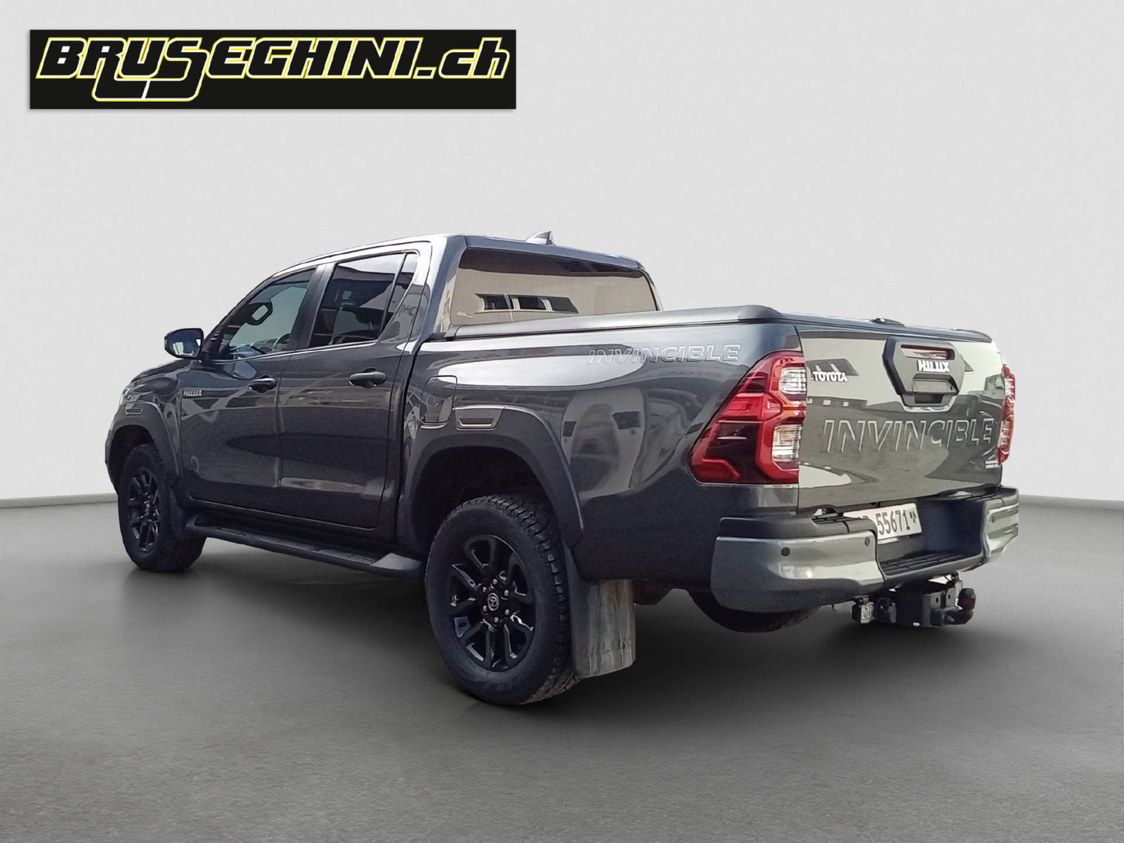 TOYOTA Hilux Double Cab.-Pick-up 2.8 D-4D 204 Invincible, Diesel, Vorführwagen, Automatik - 4