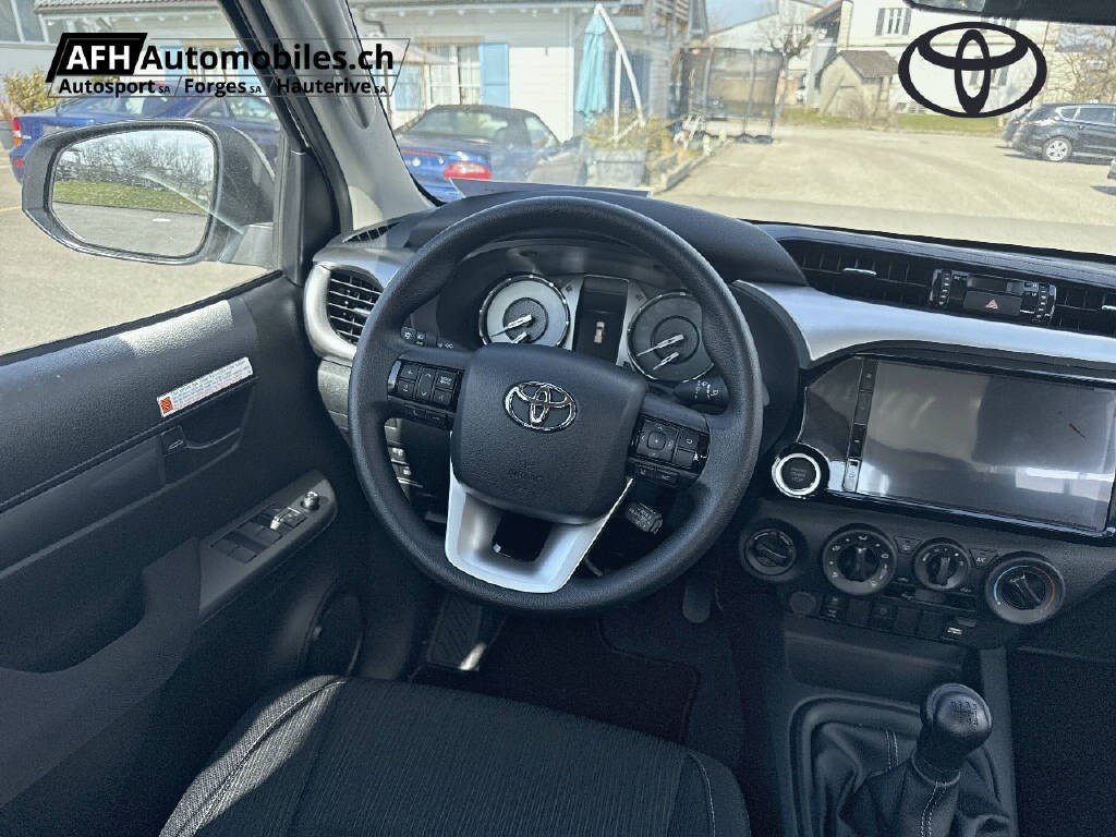 TOYOTA Hilux Double Cab.-pick-up 2.8 48035, Diesel, Auto nuove, Manuale - 3